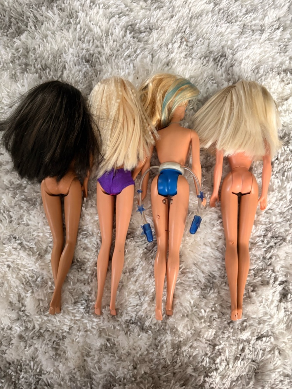 Barbie Dolls Lot with Pink and Blue Swimwear - Picture 2 of 6